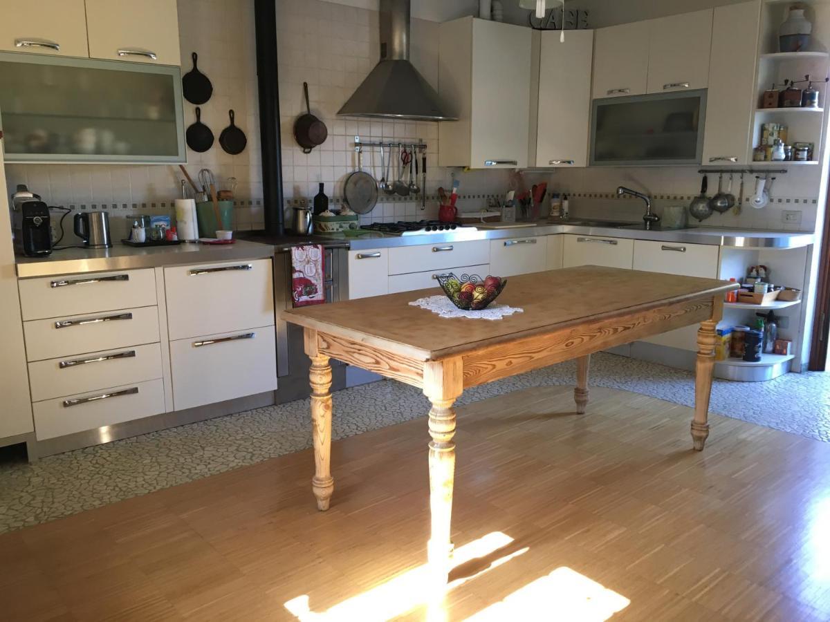 Una Casa Di Campagna Dossobuono Eksteriør bilde