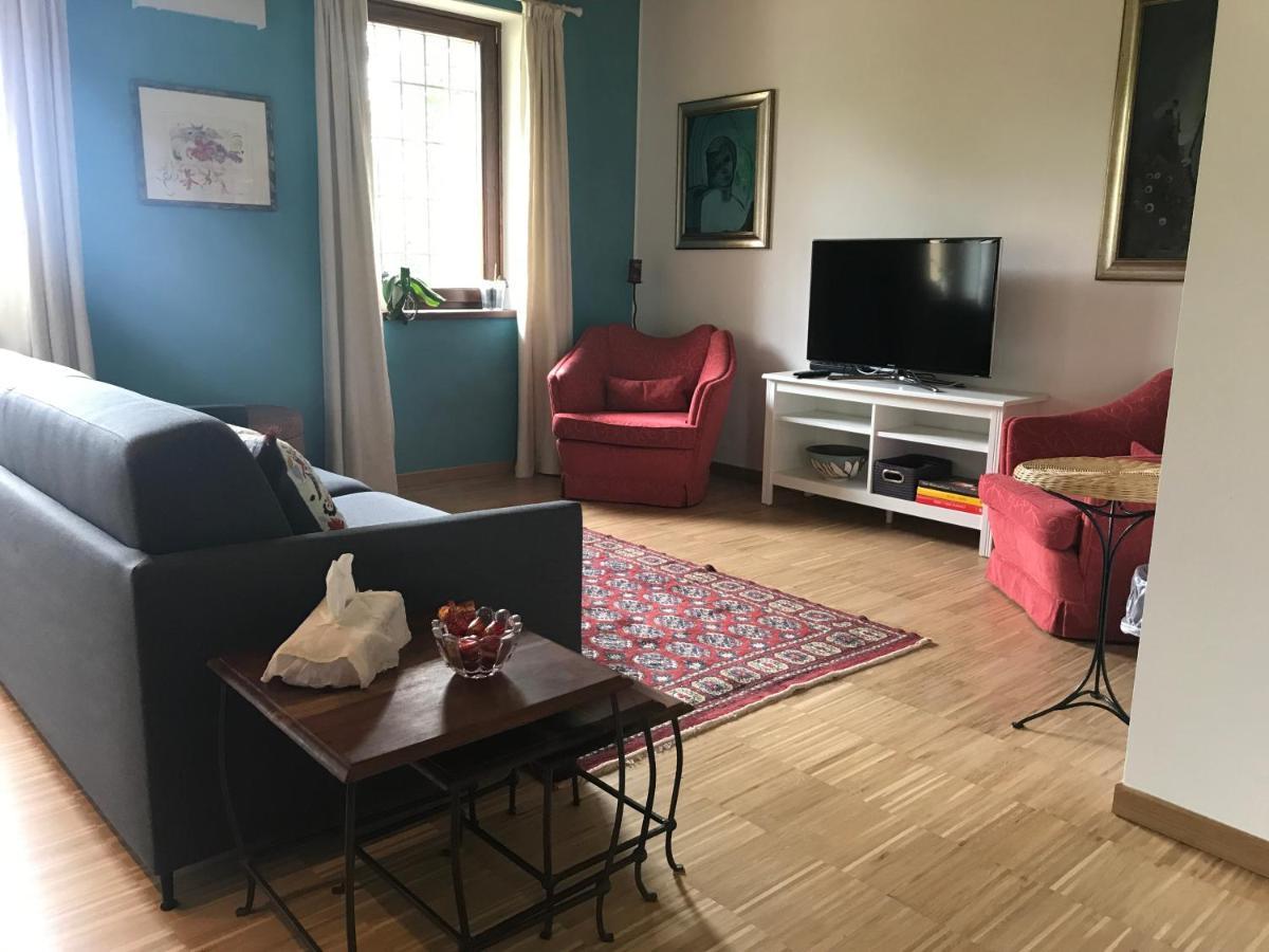 Una Casa Di Campagna Dossobuono Eksteriør bilde